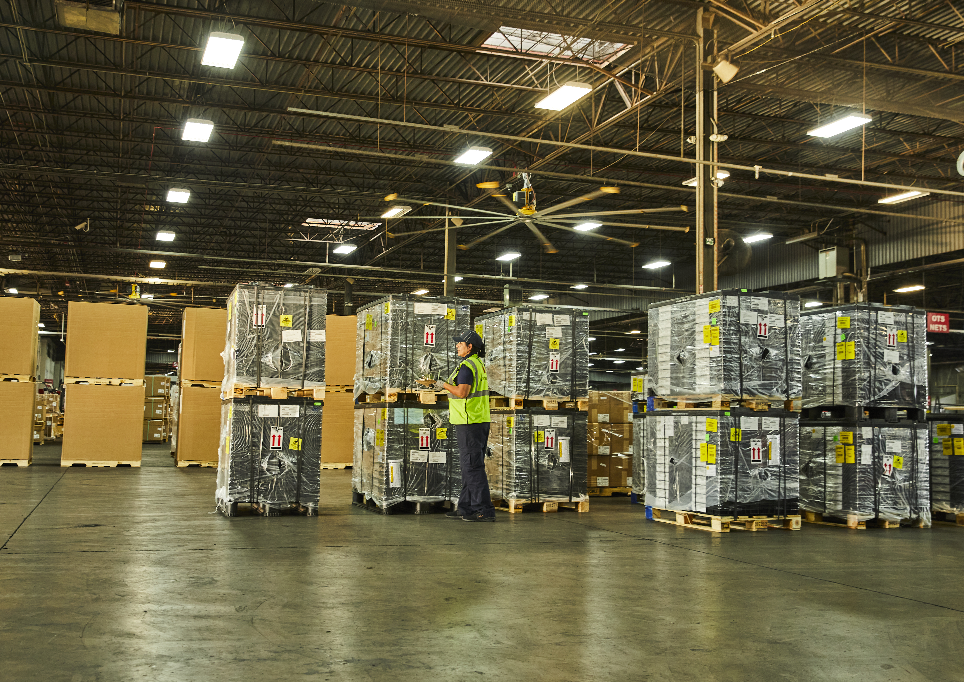 Volaris aircraft fleet showcase featuring various airplane models and aviation equipment used for cargo and passenger operations